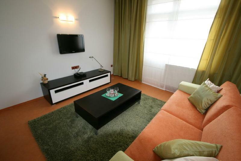 Hotel Krystal Luhacovice Bagian luar foto